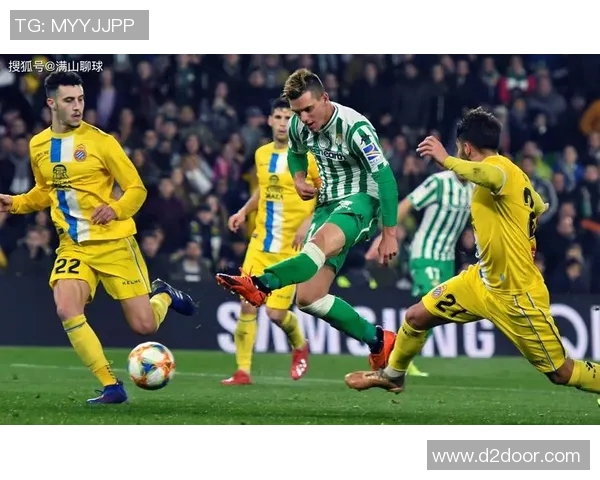 2011年欧冠经典对决皇马与巴萨的巅峰对决回顾与分析 2011年欧冠经典对决皇马与巴萨的巅峰对决回顾与分析